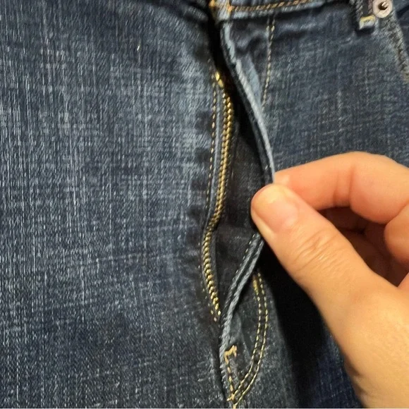 Levi’s Classic Boot Cut Blue Mid Rise Jeans size 16 - Picture 11 of 16